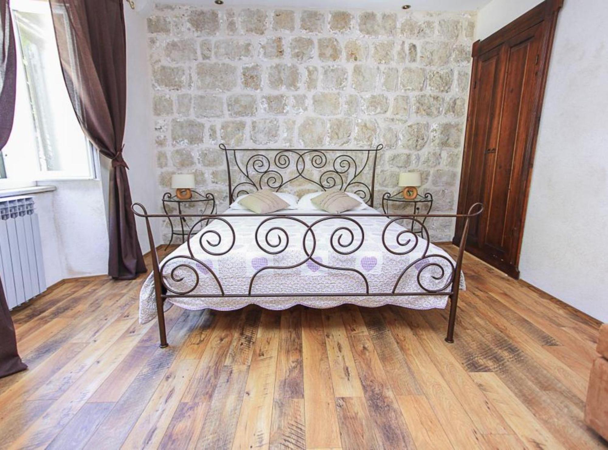 Apartment & Rooms Savonari Орашац Экстерьер фото